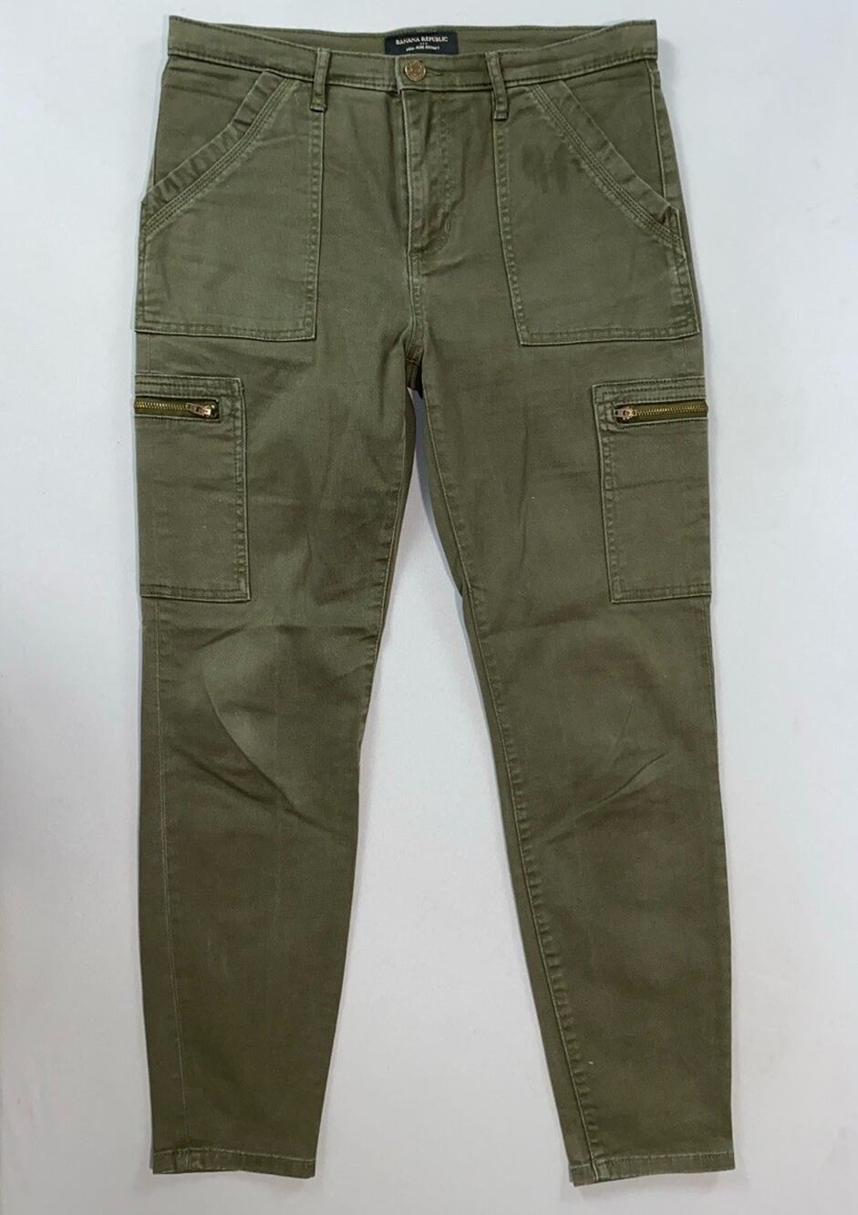 Banana Republic Women's High-Rise Skinny Zip Pocket Cargo Pants. Olive, Size 28.